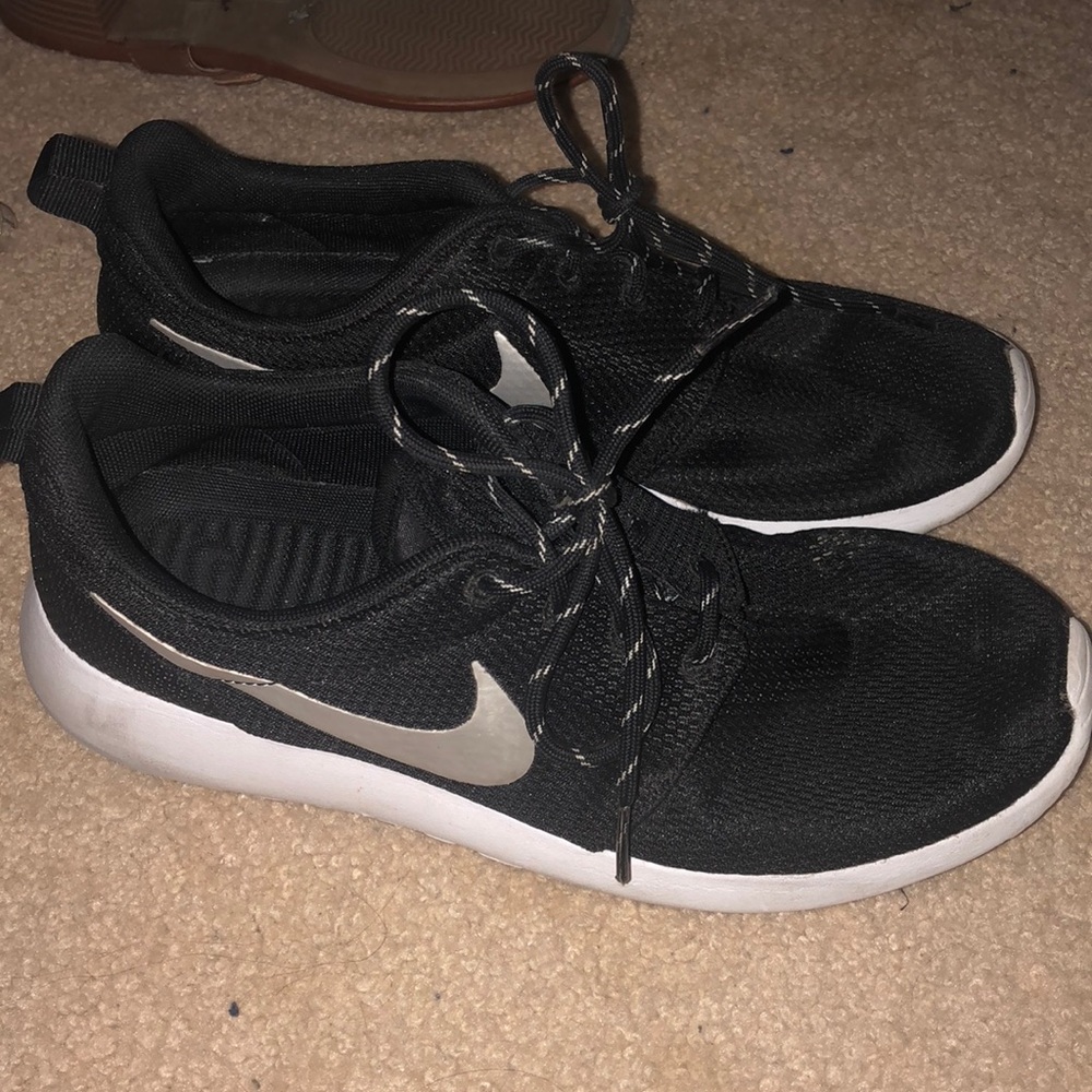 Nike free runs